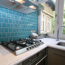 London kitchen Install & Tiling